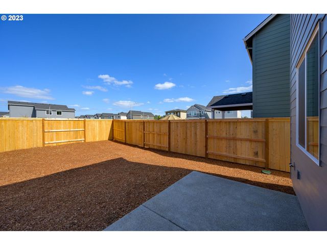 3119 S Magnolia Dr Lot 743, Cornelius, OR 97113