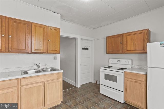 1038 W. LOCUST ST, York, PA 17404