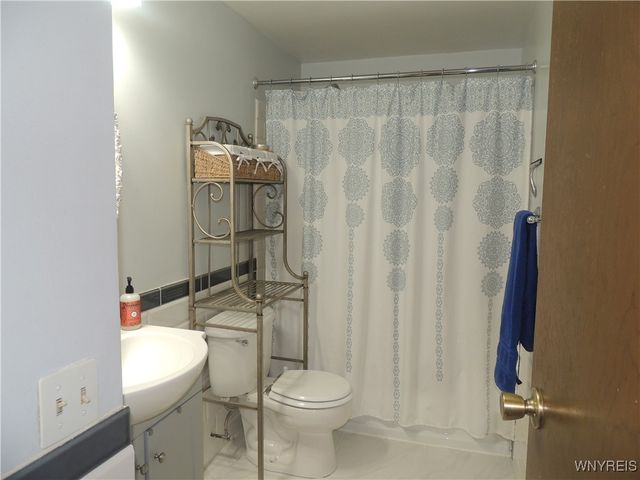 422 Rowley Road, Cheektowaga, NY 14043