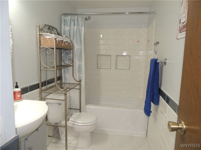 422 Rowley Road, Cheektowaga, NY 14043