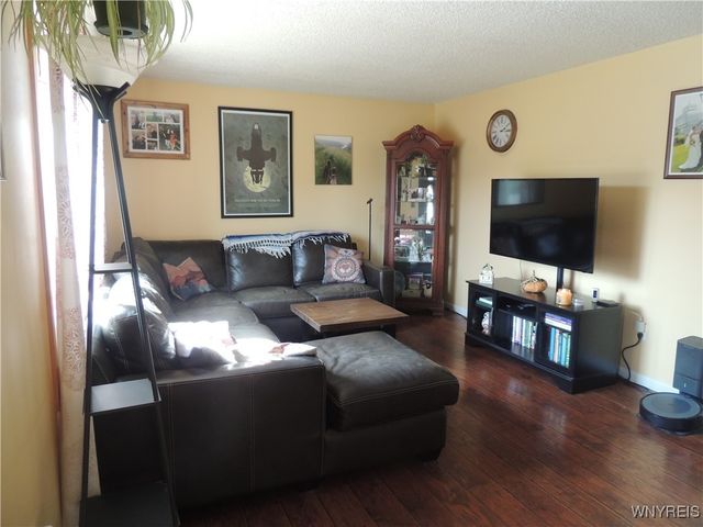 422 Rowley Road, Cheektowaga, NY 14043