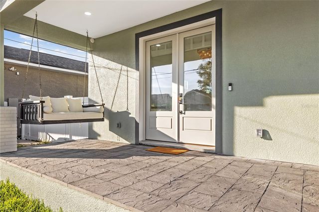 2727 W CHESTNUT STREET, Tampa, FL 33607