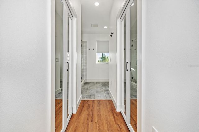 2727 W CHESTNUT STREET, Tampa, FL 33607