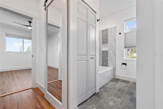 2727 W CHESTNUT STREET, Tampa, FL 33607