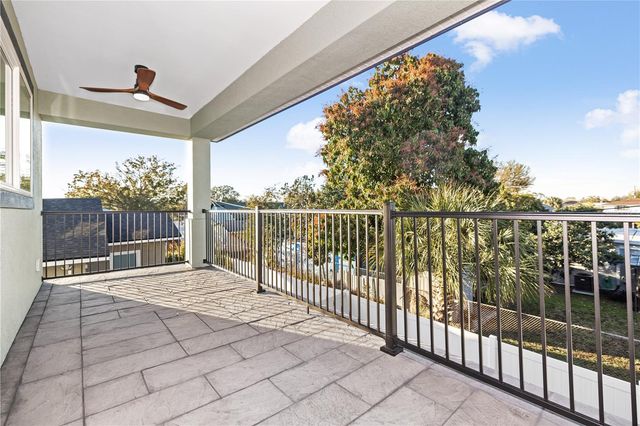 2727 W CHESTNUT STREET, Tampa, FL 33607