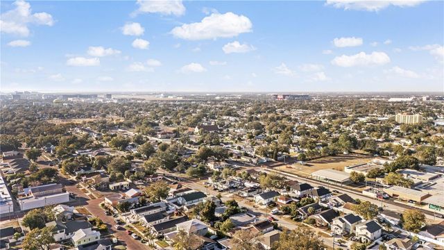 2727 W CHESTNUT STREET, Tampa, FL 33607