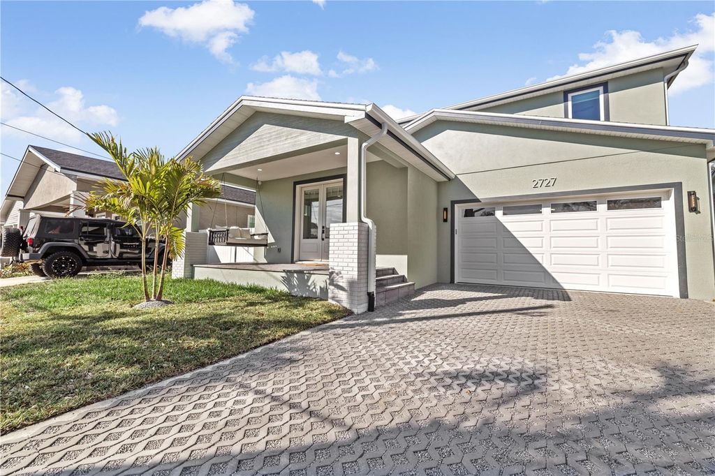 2727 W CHESTNUT STREET, Tampa, FL 33607