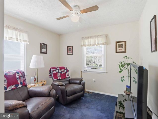 718 KENT AVE, Baltimore, MD 21228