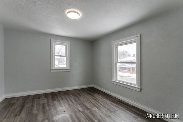 922 Burton Street SW, Wyoming, MI 49509