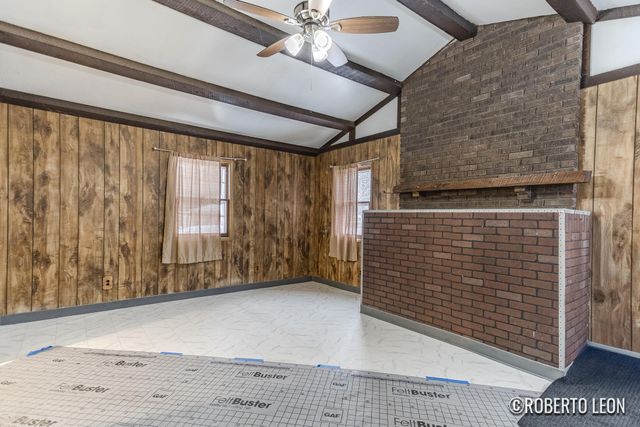 922 Burton Street SW, Wyoming, MI 49509