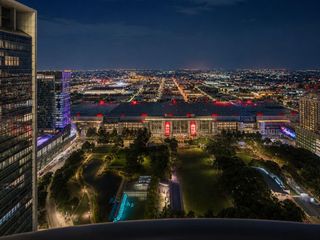 1400 Mckinney Street 3012, Houston, TX 77002