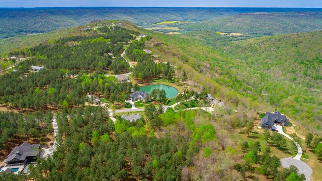 300 Deer Ridge Point Sv190, Jasper, TN 37347