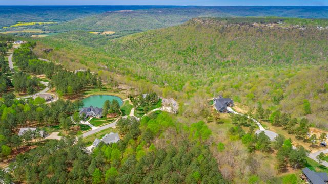 300 Deer Ridge Point Sv190, Jasper, TN 37347