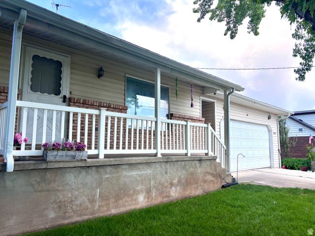5592 S 5500 W, Hooper, UT 84315