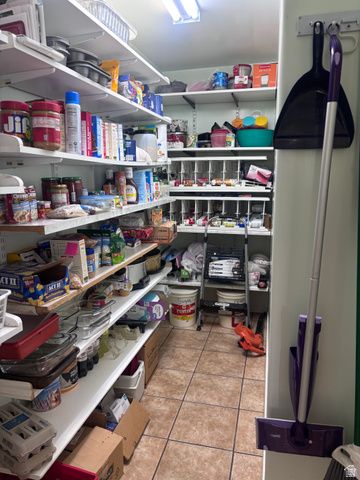 5592 S 5500 W, Hooper, UT 84315
