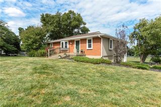 105 17th Avenue S, Greenwood, MO 64034