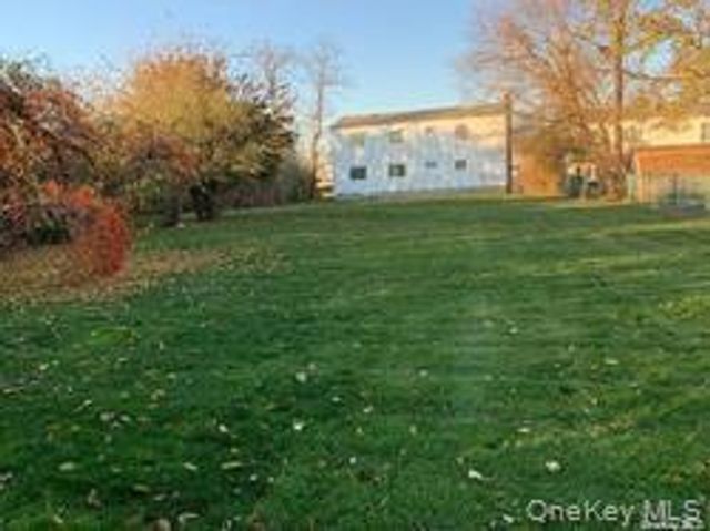 3540 Bayview, Seaford, NY 11783