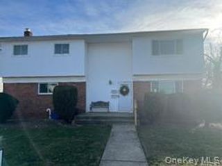 3540 Bayview, Seaford, NY 11783