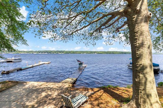 22 Fuller Shores Rd, Lakeville, MA 02347