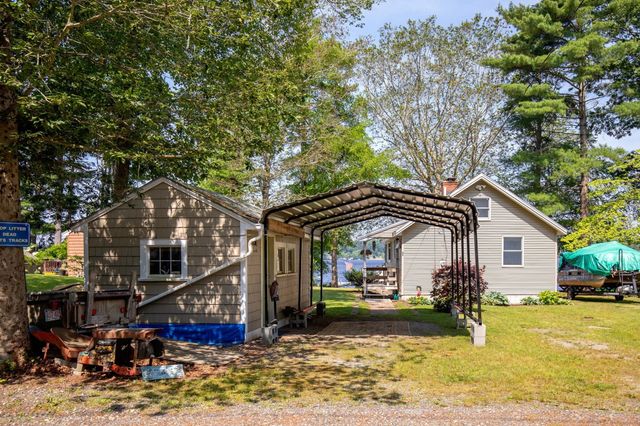 22 Fuller Shores Rd, Lakeville, MA 02347