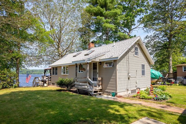 22 Fuller Shores Rd, Lakeville, MA 02347