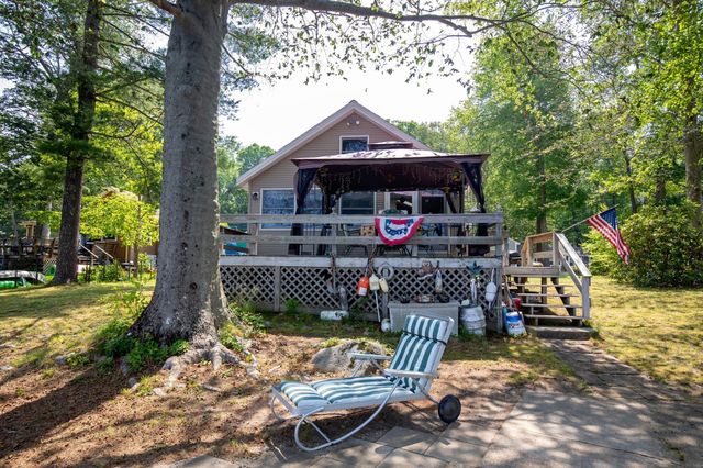 22 Fuller Shores Rd, Lakeville, MA 02347