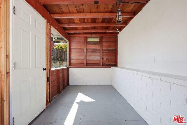 9741 Alcott Street, Los Angeles, CA 90035