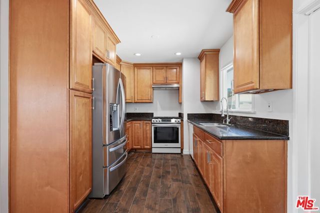 9741 Alcott Street, Los Angeles, CA 90035