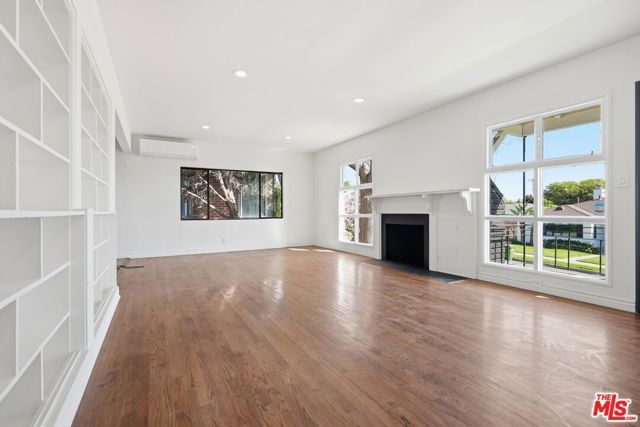 9741 Alcott Street, Los Angeles, CA 90035
