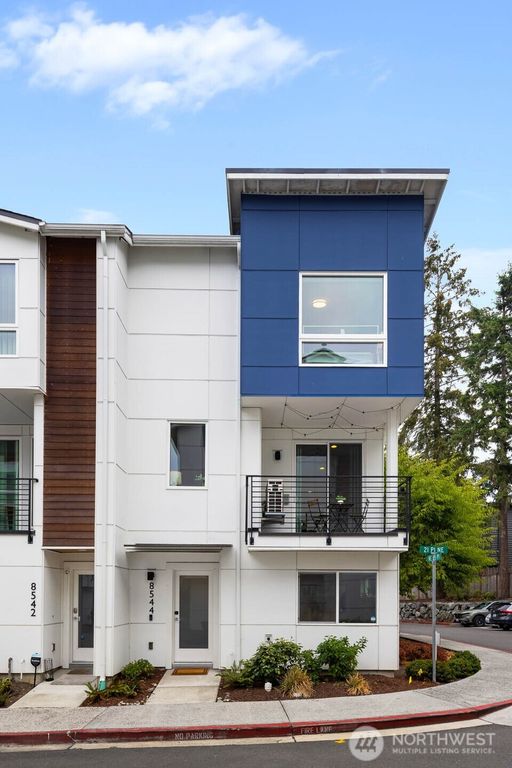 8544 21st Pl NE, Seattle, WA 98115