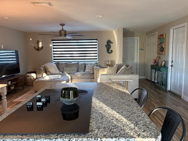 7440 1ST STREET N, St Petersburg, FL 33702