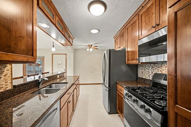 220 103rd Avenue NW, Coon Rapids, MN 55448