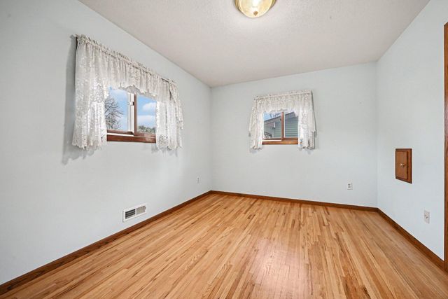 220 103rd Avenue NW, Coon Rapids, MN 55448