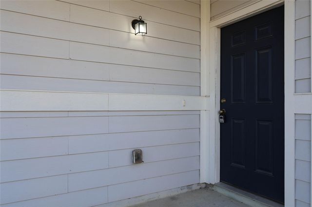 14083 Lake Trout Drive, Conroe, TX 77384