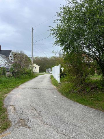 223 S Main Street, Seabrook, NH 03874
