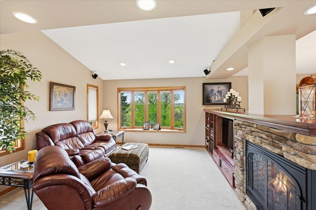 1471 Summit Avenue, Saint Paul Park, MN 55071