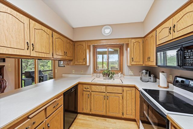 1471 Summit Avenue, Saint Paul Park, MN 55071