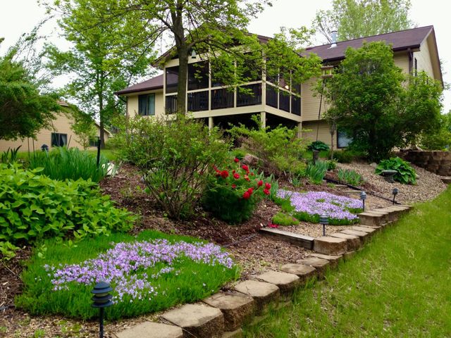 1471 Summit Avenue, Saint Paul Park, MN 55071