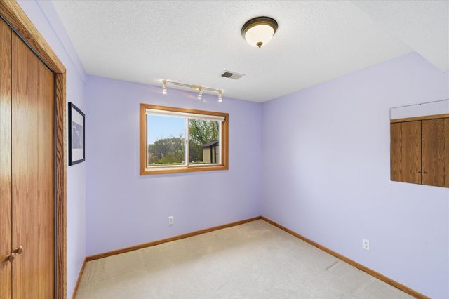 1471 Summit Avenue, Saint Paul Park, MN 55071