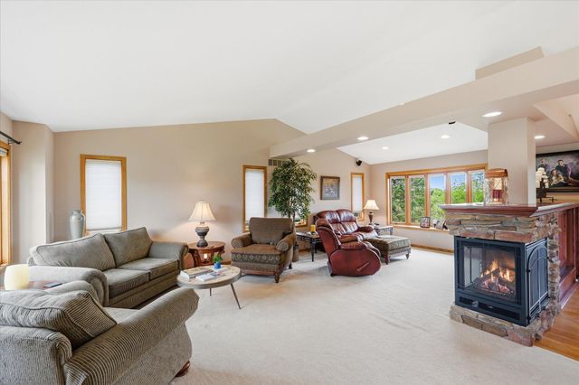 1471 Summit Avenue, Saint Paul Park, MN 55071