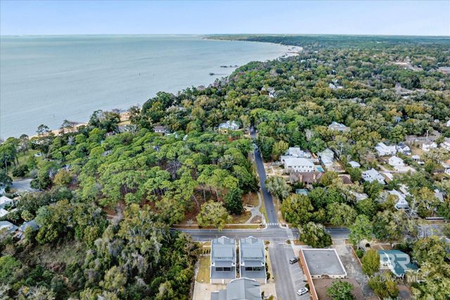 72 Fairhope Avenue 2, Fairhope, AL 36532