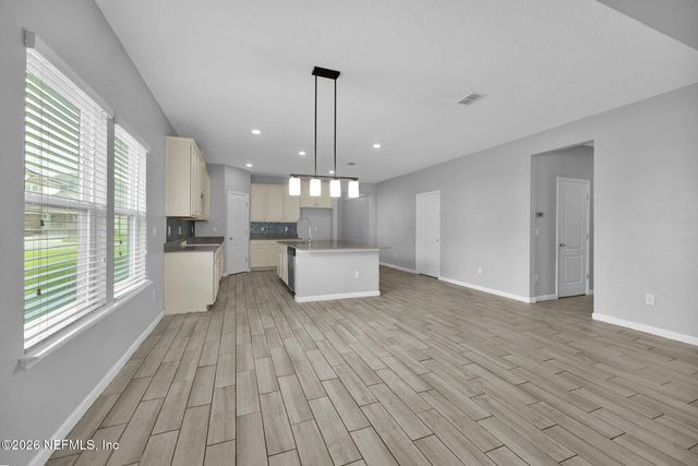 3996 ARBOR MILL Circle, Orange Park, FL 32065