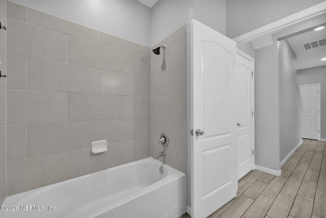 3996 ARBOR MILL Circle, Orange Park, FL 32065