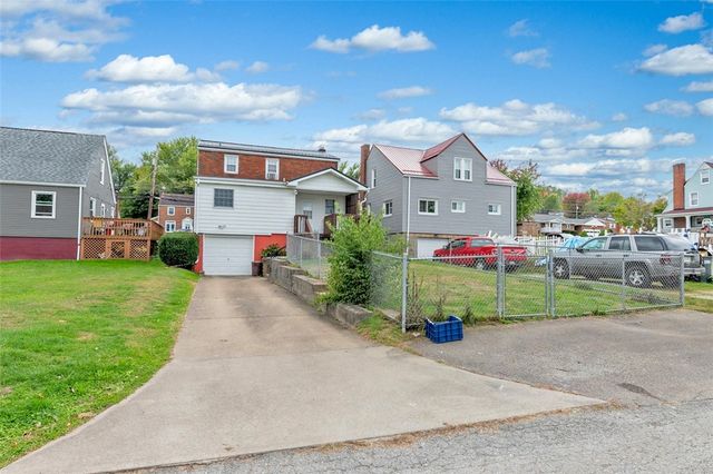 927 Fayette Avenue, Belle Vernon, PA 15012