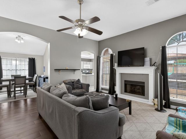 18702 Timber Way Drive, Humble, TX 77346