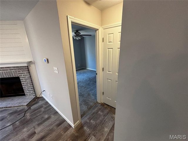 1606 Willow Wren Court 305, Florissant, MO 63033