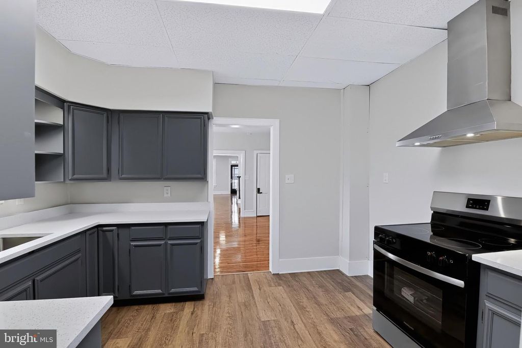 Image 14 of property listing at 236 PINE ST, Steelton, PA 17113