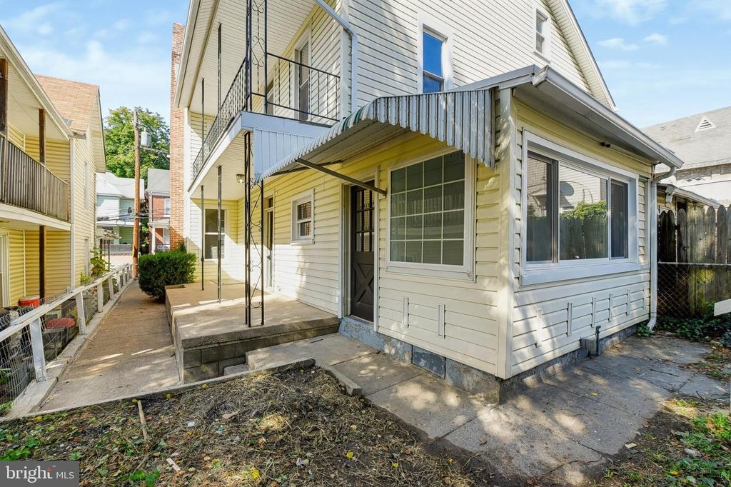 Image 30 of property listing at 236 PINE ST, Steelton, PA 17113