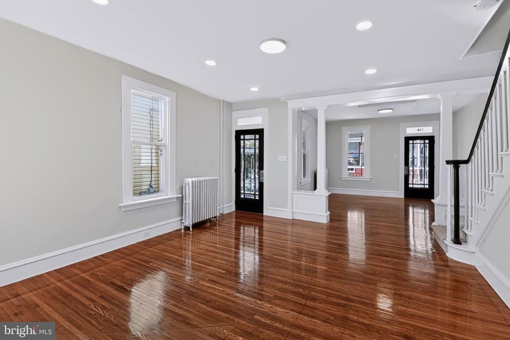 Image 9 of property listing at 236 PINE ST, Steelton, PA 17113