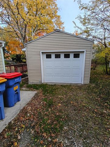 1250 Mayfield Avenue, Grand Rapids, MI 49525